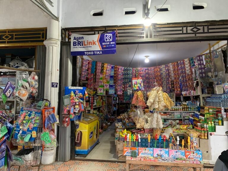 Kedai Eti / Toko Tika